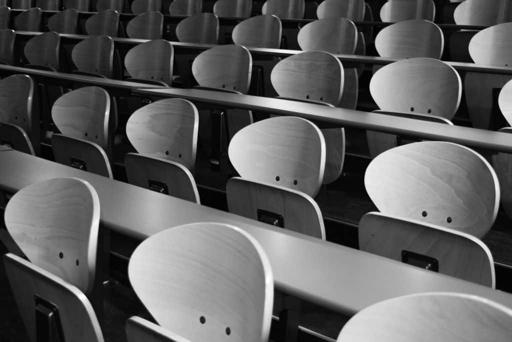 Hörsaal - Thema - Stduierfähigkeitstests