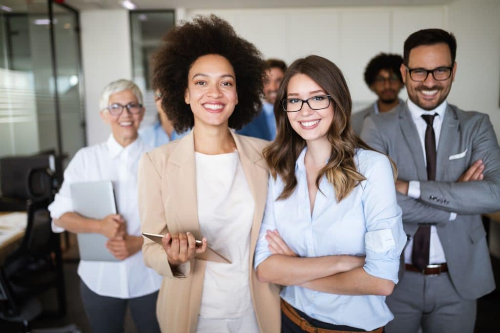 Diversity Management repräsentiert durch eine Personengruppe